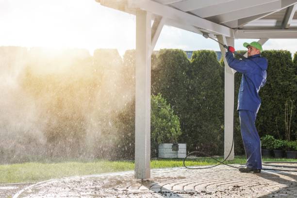Best Window and Screen Pressure Cleaning in West Sand Lake, NY